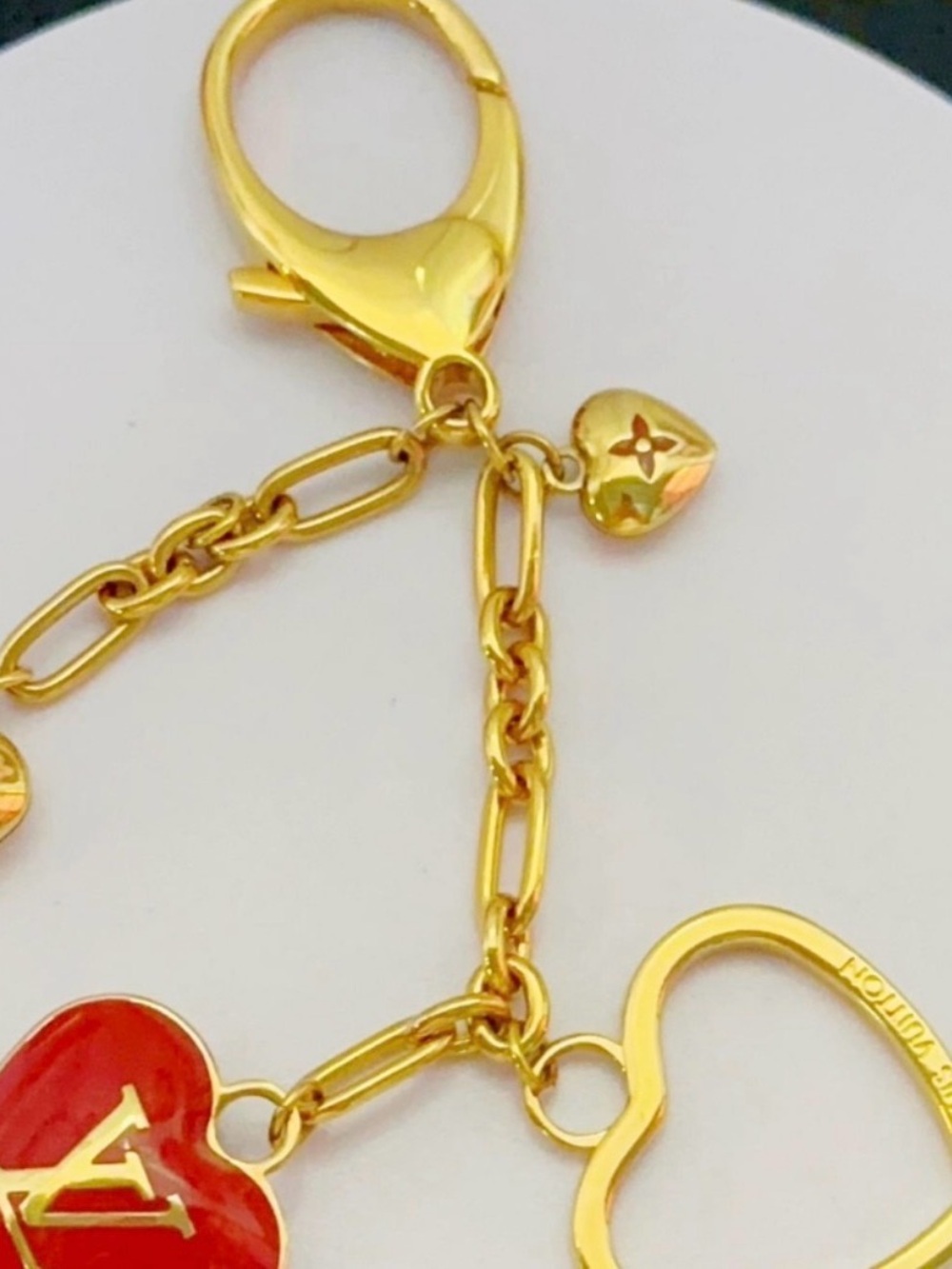Louis Vuitton Gold and Red Heart Charm Key Holder - Picture 6 of 13